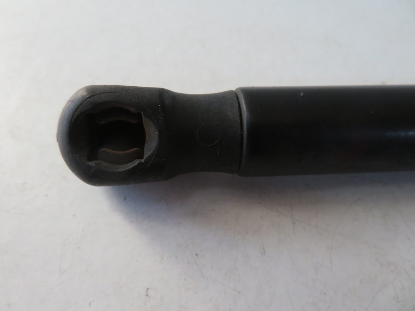 FORD FIESTA MK6 TAILGATE BOOT STRUTS PAIR 2002-2008 MIX1243-22-23