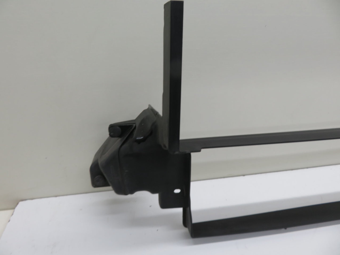 VAUXHALL MOKKA FRONT LOWER RADIATOR COWLING AIR DUCT TRIM 2012-2016