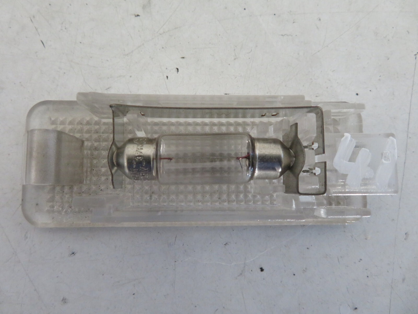 BMW 5 SERIES E39 INTERIOR GLOVE BOX LIGHT 8360588 1996-2003 1518-41