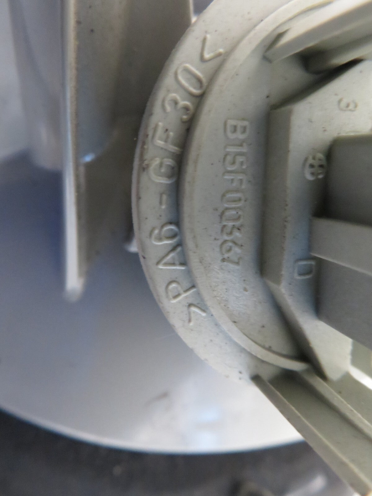 FORD ESCORT NS INNER REAR TAIL LIGHT 1995-2000 MIX1424-7