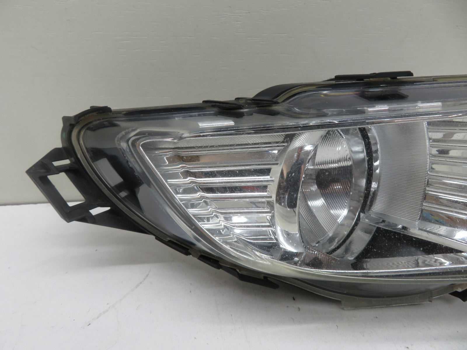 VAUXHALL INSIGNIA NS PASSNEGER FRONT FOG LIGHT 13226828 2008-2013 1155-11