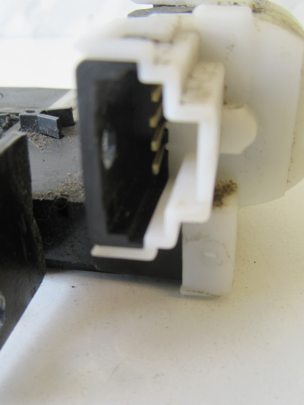 RENAULT SCENIC MK2 TAILGATE BOOT LOCK CATCH 2002-2009 AMS1150