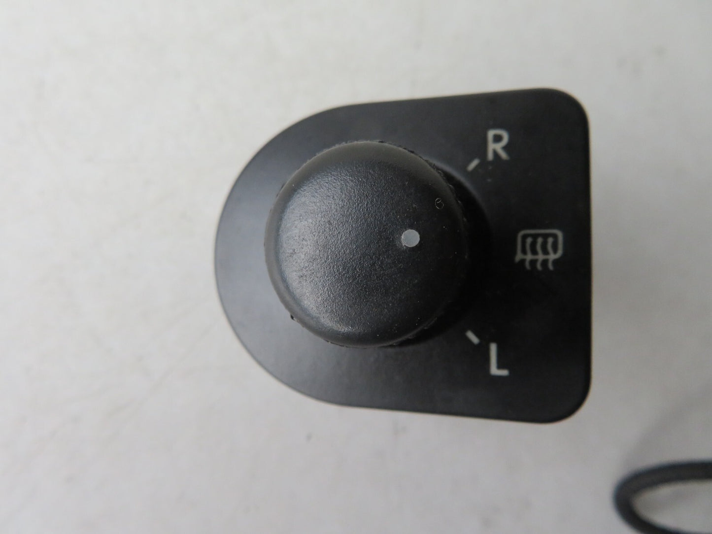 VOLKSWAGEN PASSAT B5 MIRROR CONTROL SWITCH 1996-2001 A1101-13