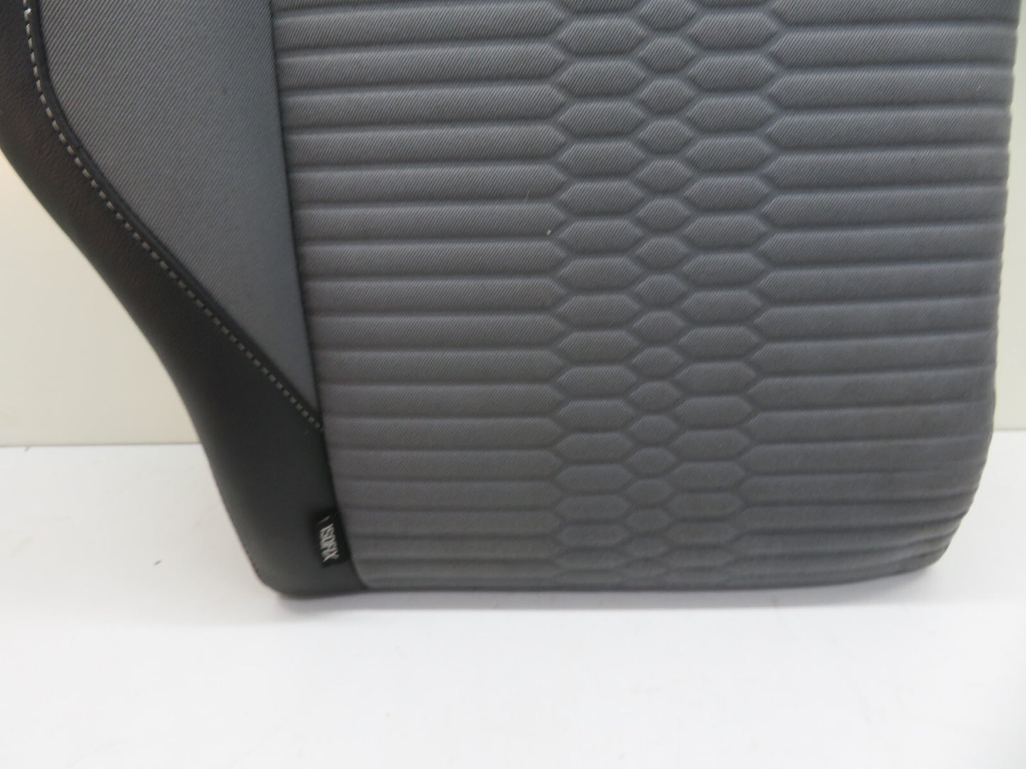 FORD FIESTA MK7 ST180 OS DRIVER REAR SEAT BACK REST (SEE PHOTOS) 2013-2017