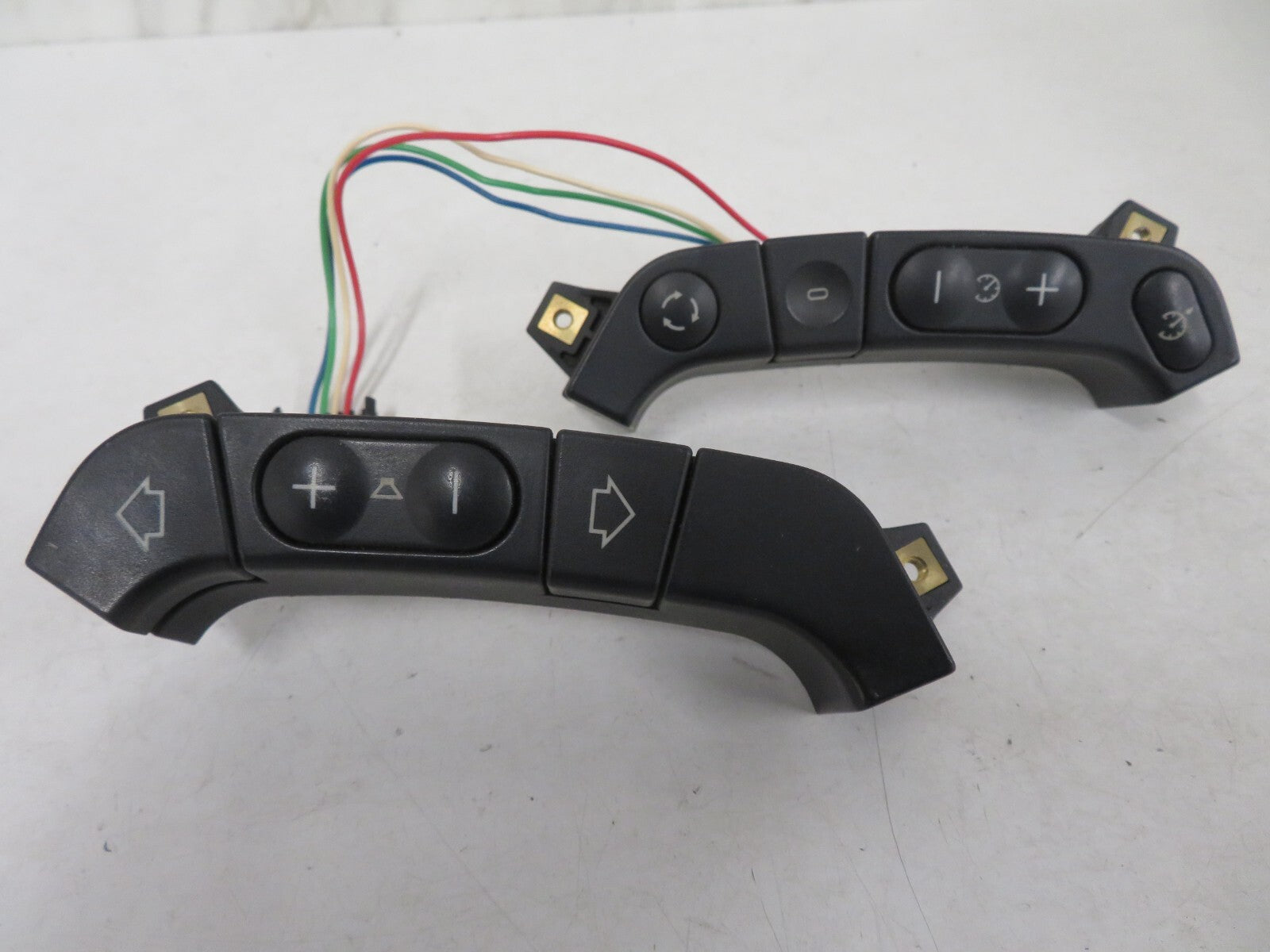 BMW 5 SERIES E39 STEERING WHEEL CONTROLS 1996-2003 A1500-13