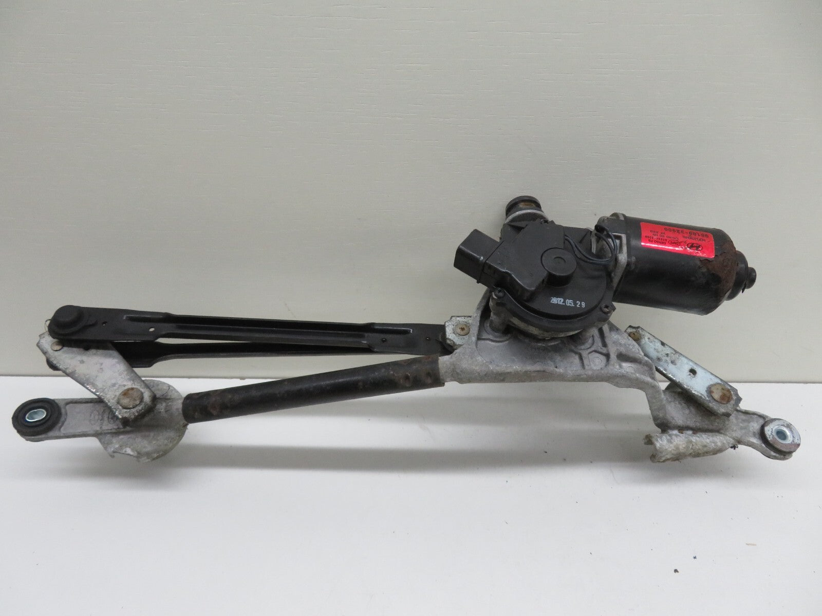 HYUNDAI I40 FRONT WIPER MOTOR LINKAGE 98100-3Z900 2011-2015 A583-2