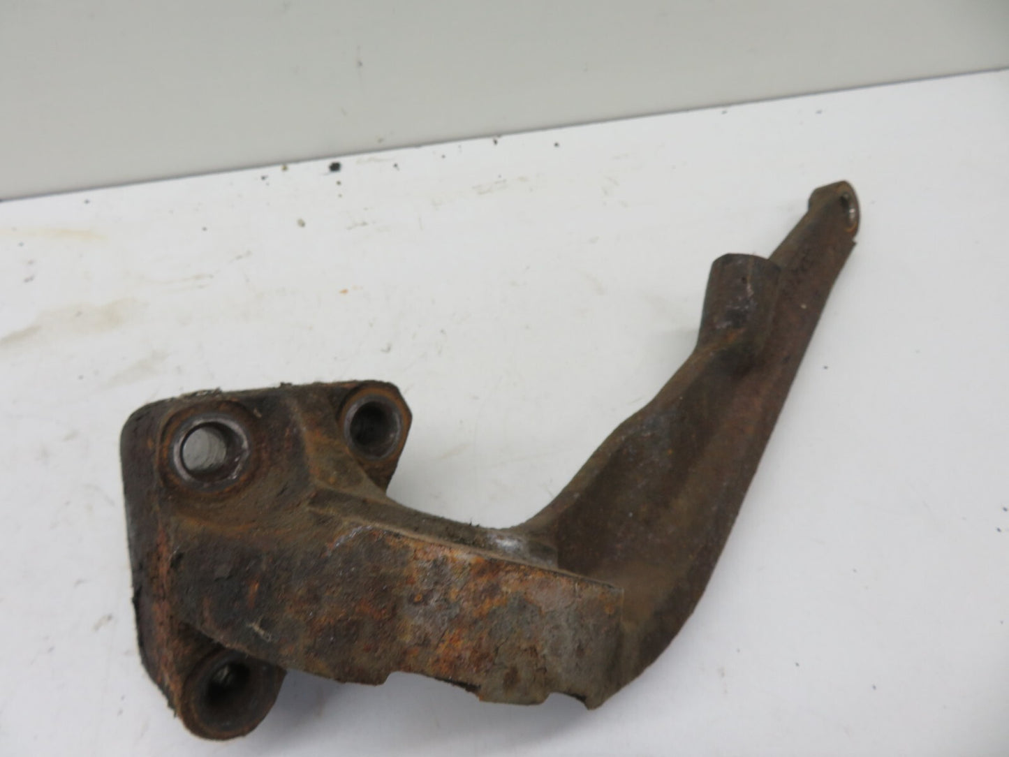 TOYOTA MR2 MK2 3SGTE REV 1-2 TURBO ENGINE BRACKET 1989-1993 REF1715