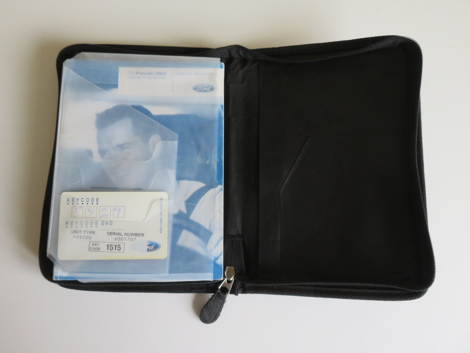 FORD FOCUS C-MAX OWNERS MANUAL WITH FOLDER 2001-2007 HM4-8