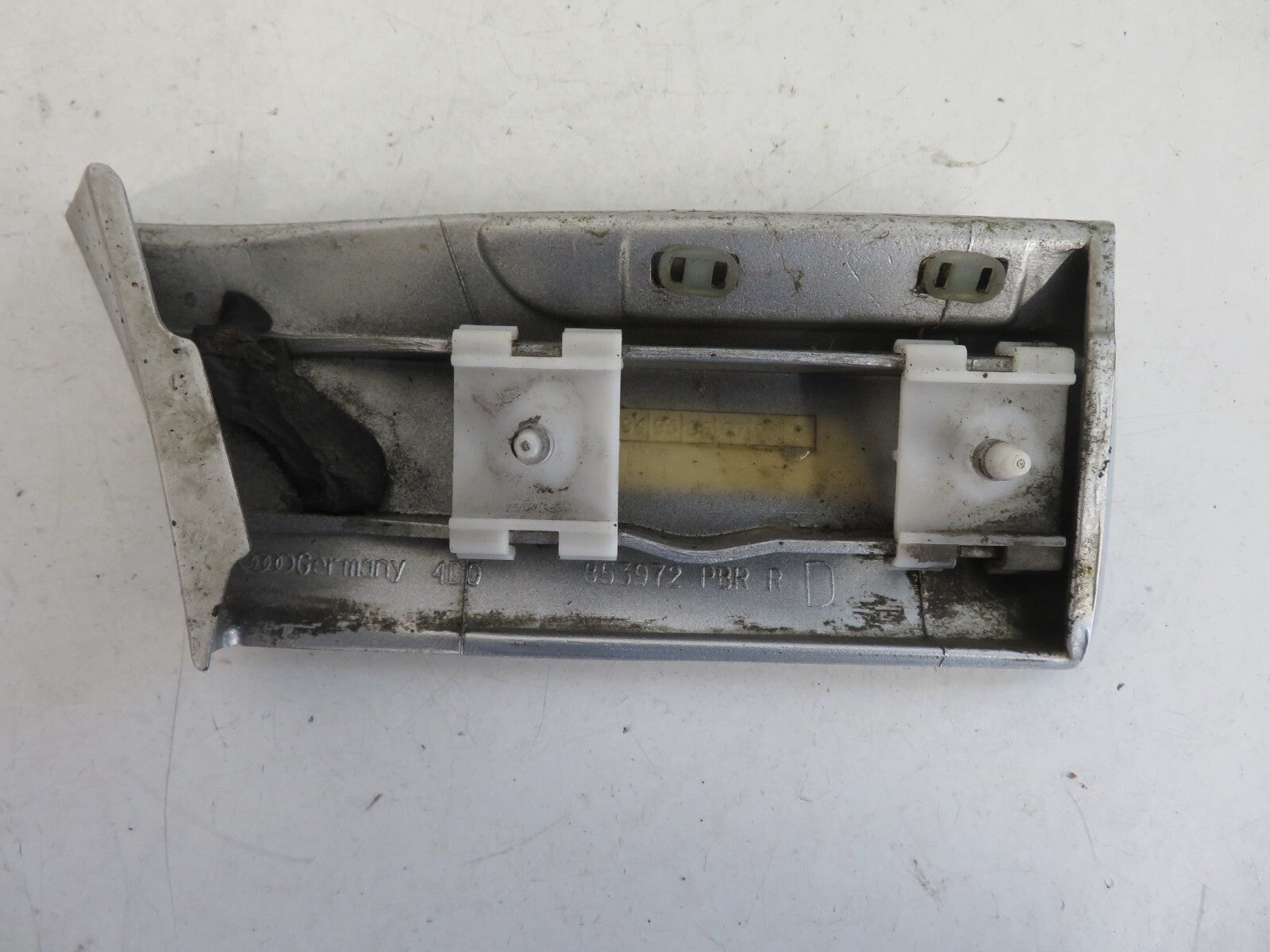 AUDI A8 D2 OS DRIVER SIDE WING TRIM 4D0853972 1998-2002 A1636-14B