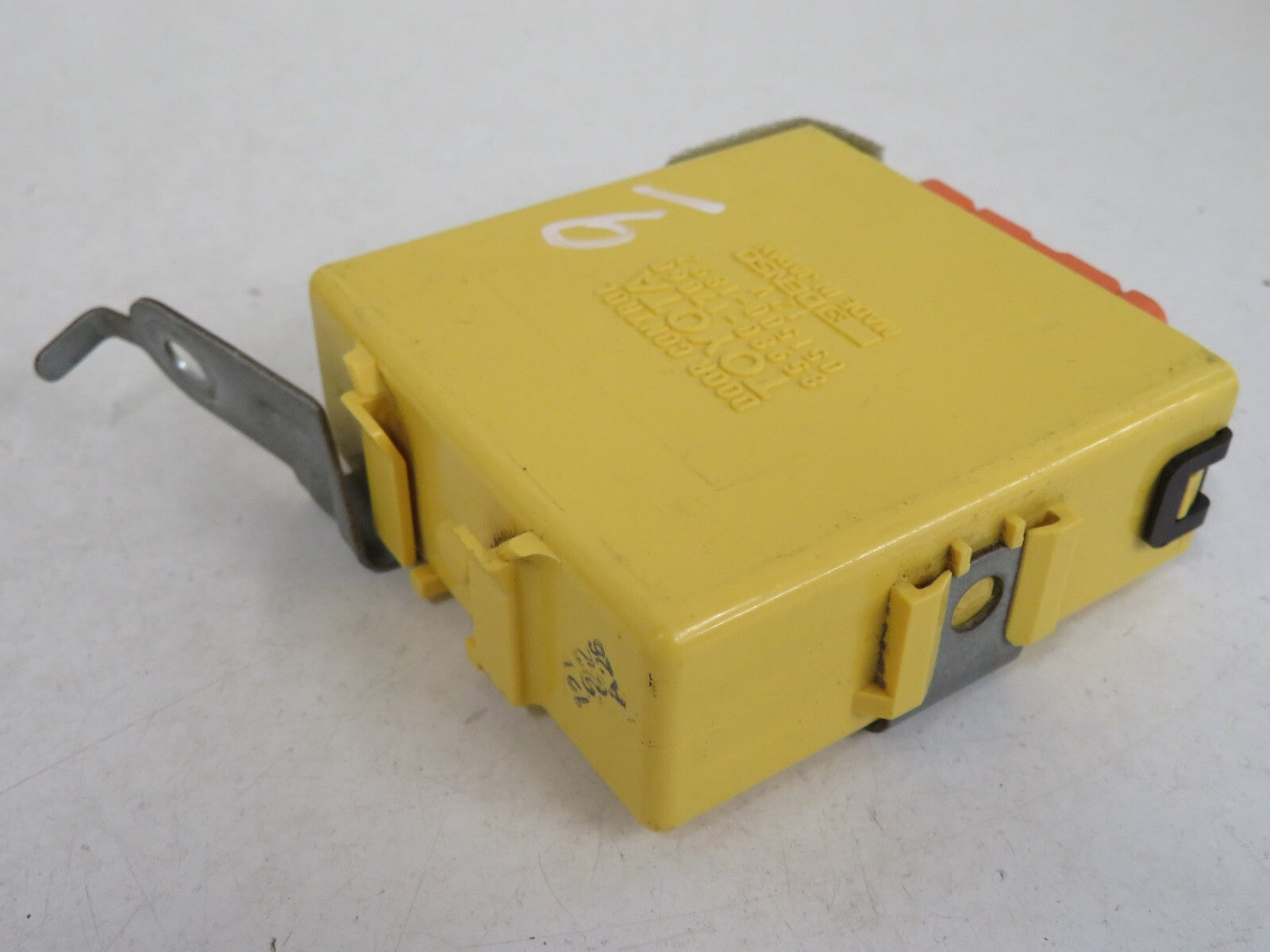 TOYOTA MR2 MK2 SW20 DOOR CONTROL MODULE RELAY 85980-17060 AM1206-9