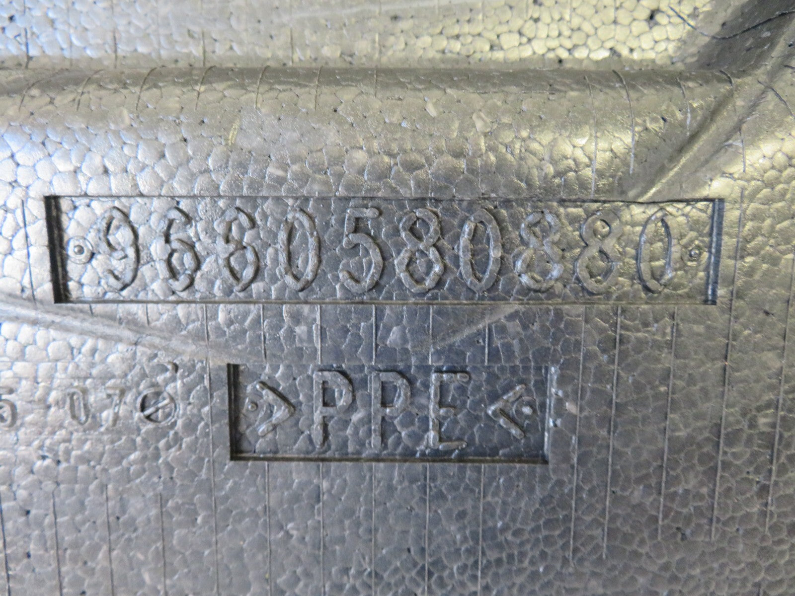 PEUGEOT 308 BOOT FOAM 9660580880 2007-2013