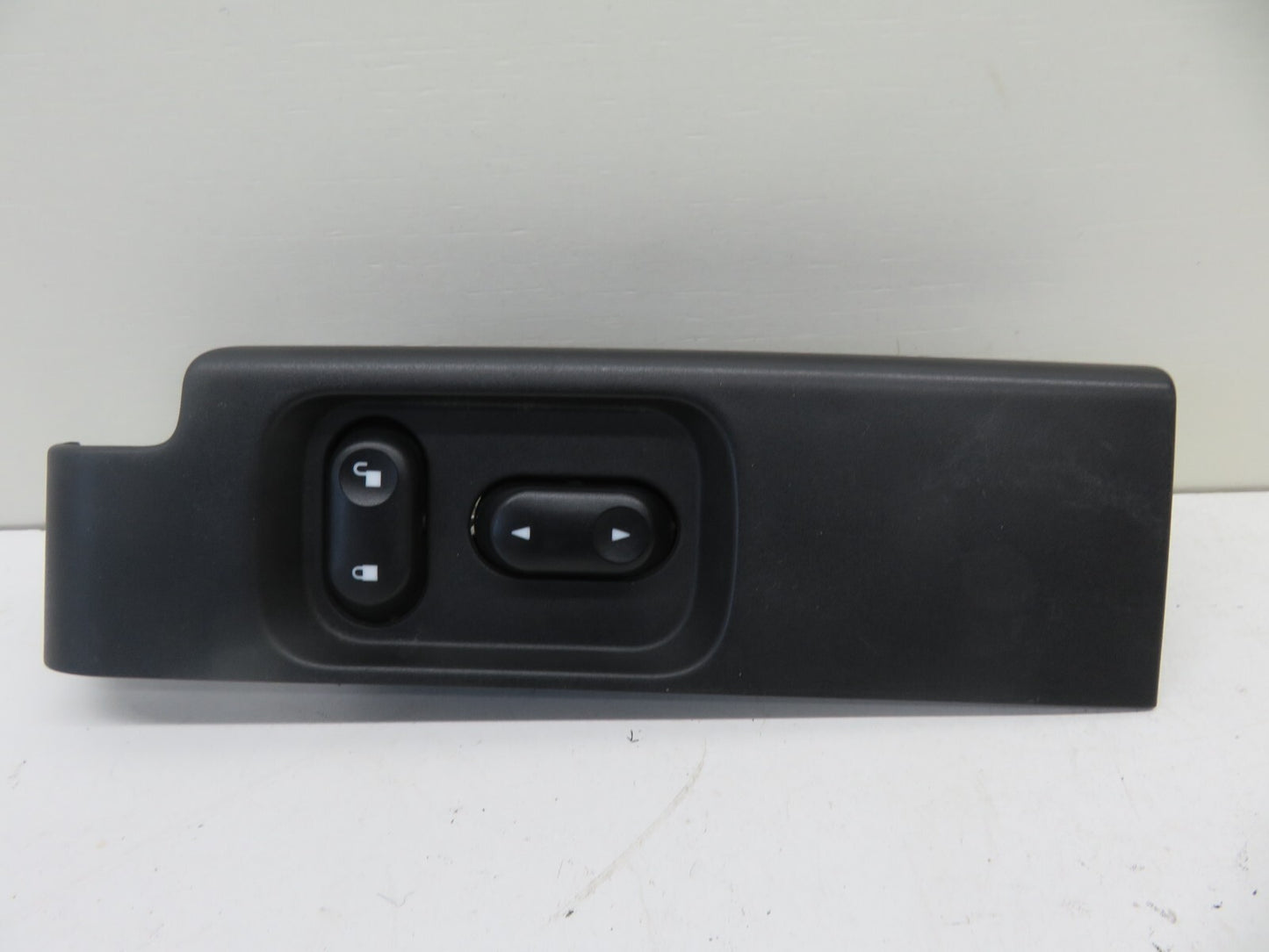 LAND ROVER FREELANDER 1 NS PASSENGER WINDOW SWITCH 2004-2006 1734-18