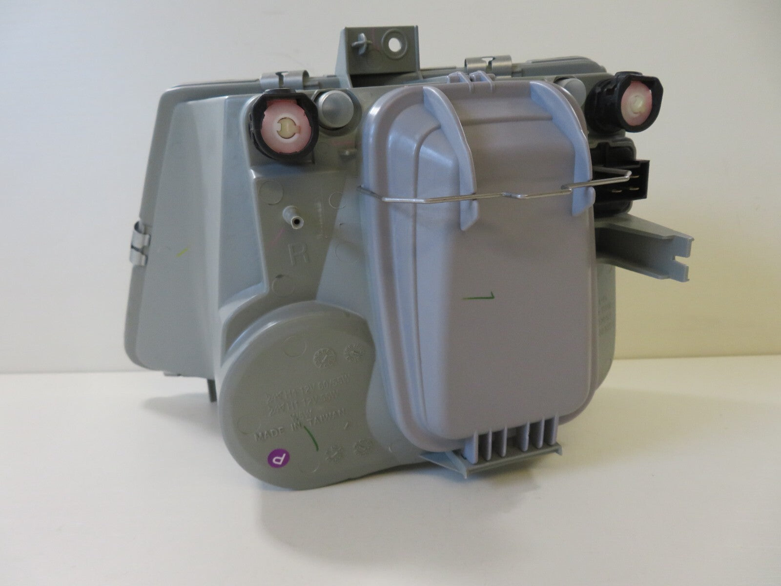 OS DRIVER RH HEADLIGHT 440-1119R-RD-EM FITS MERCEDES VITO 1996-2002 #LMS3