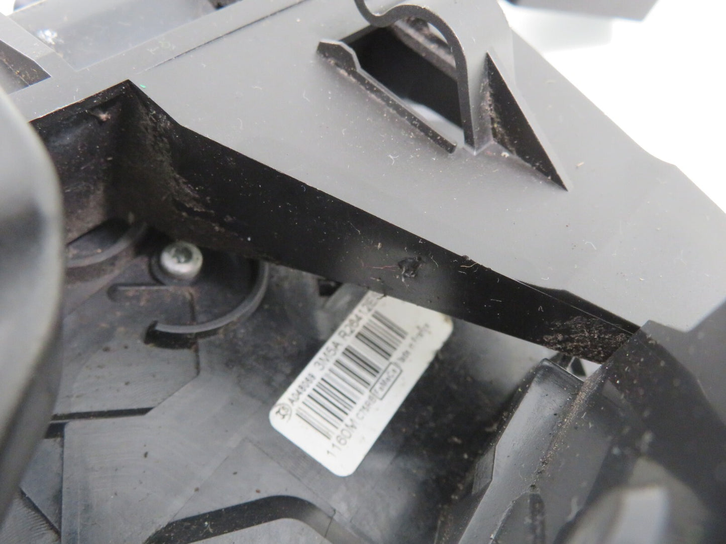 FORD C-MAX OSR RIGHT REAR DOOR LOCK CATCH 3M5A-R26412-ES 2006-2010 1401-4