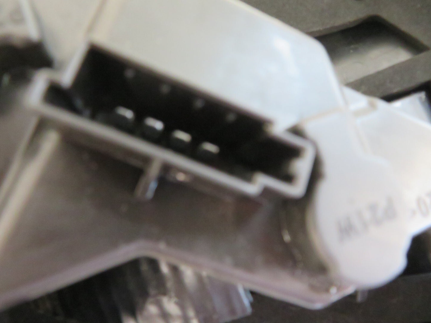 FORD GALAXY MK3 OSR INNER TAIL LIGHT 6M21-13A602-EB 2006-2010 A1425-4