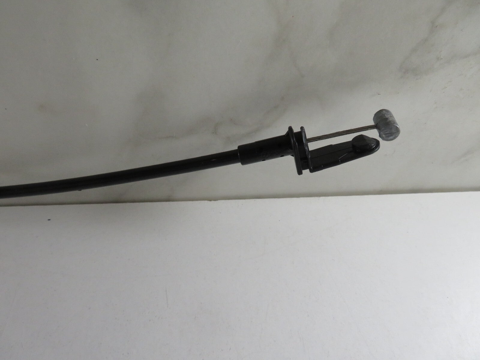 FORD FOCUS CC NS PASSENGER DOOR LOCK CATCH 6N4A-L21813-CB 2006-2010 A1114-9