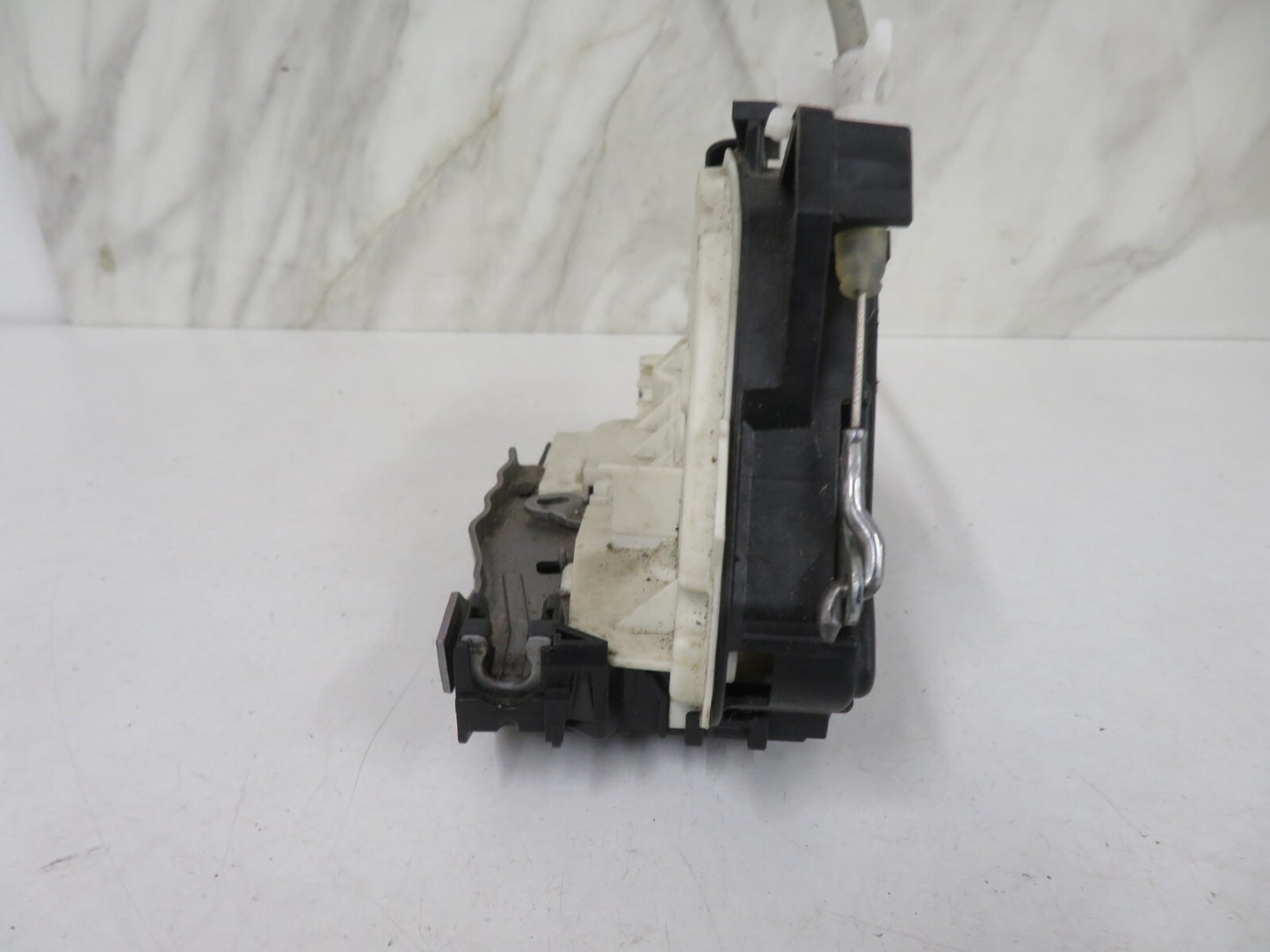 VOLKSWAGEN VW SCIROCCO MK2 OSF DOOR LOCK CATCH 5N2837016A 2009-2016 STMIX1458-4