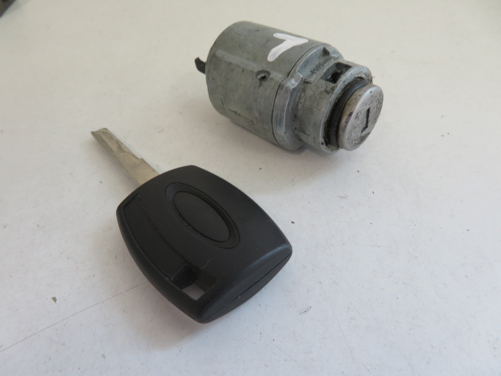 FORD FOCUS CC BONNET LOCK WITH KEY 2006-2010 AM1222-7