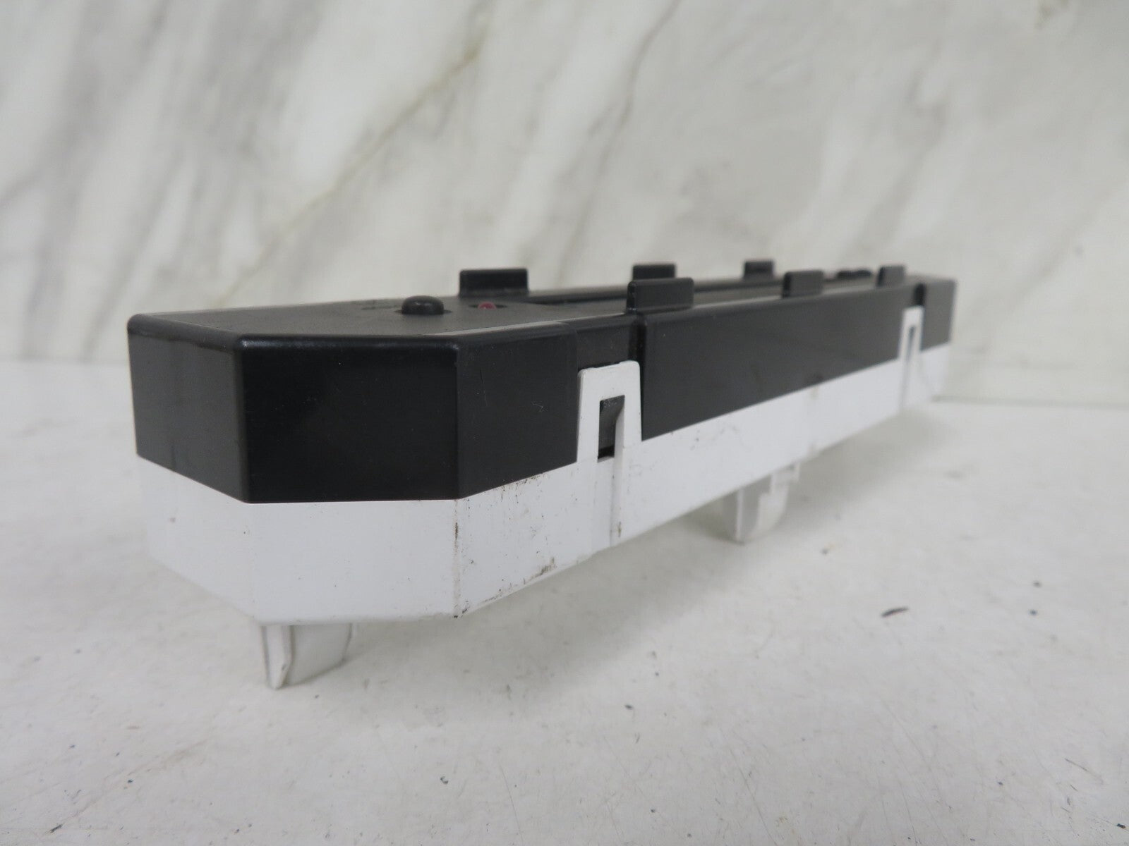 SUZUKI SWIFT GLS DISPLAY SCREEN 34600-62J51 1998-2003 1341-7