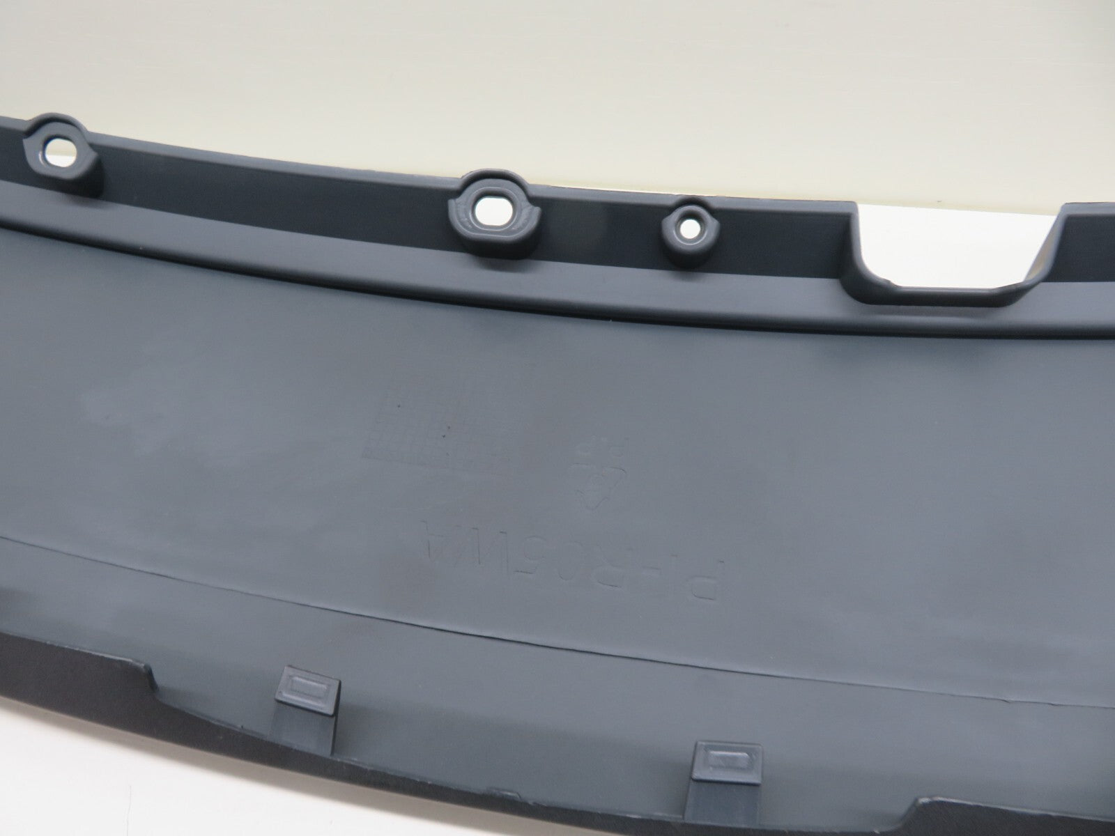 FRONT GRILLE FOR RENAULT SCENIC UPPER RN0322001 2003-2009