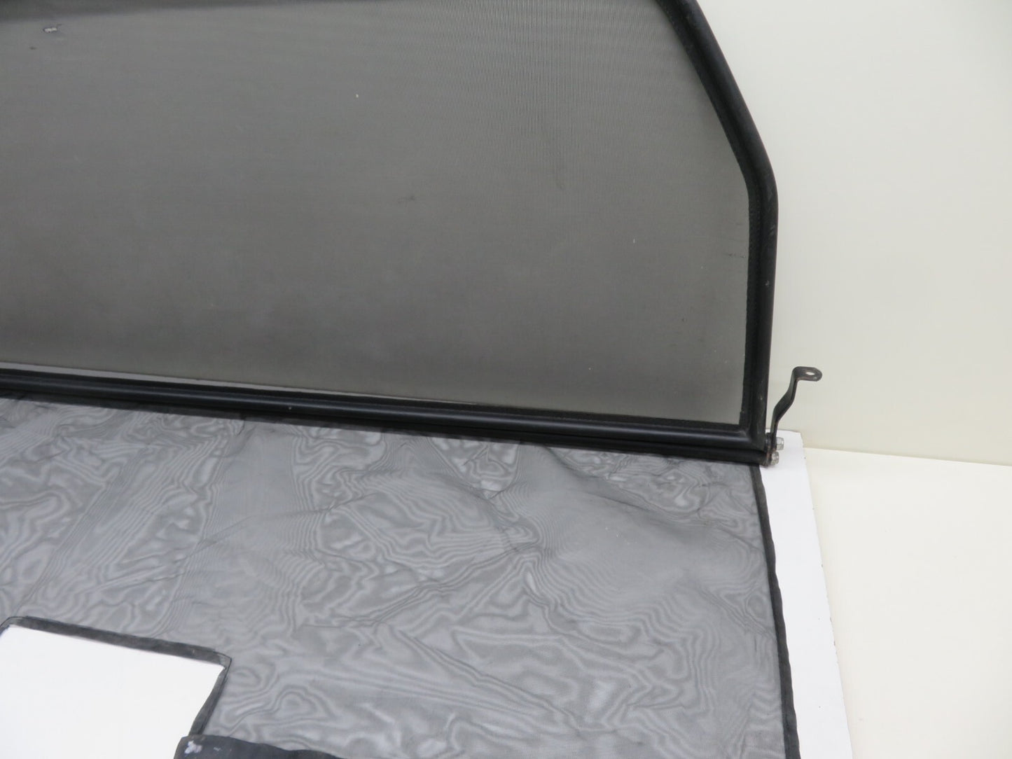 BMW E36 3 SERIES CONVERTIBLE WIND DEFLECTOR (SEE PHOTOS) 1991-1998