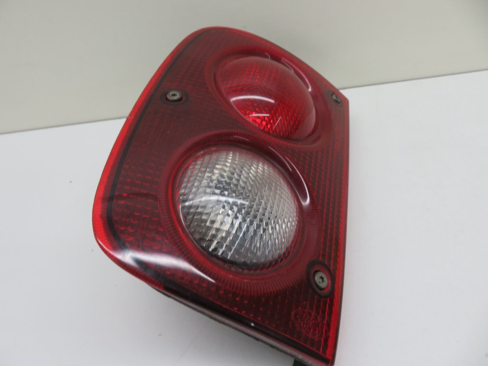 LAND ROVER FREELANDER 1 OS RIGHT REAR TAIL LIGHT 1998-2004 1310-2