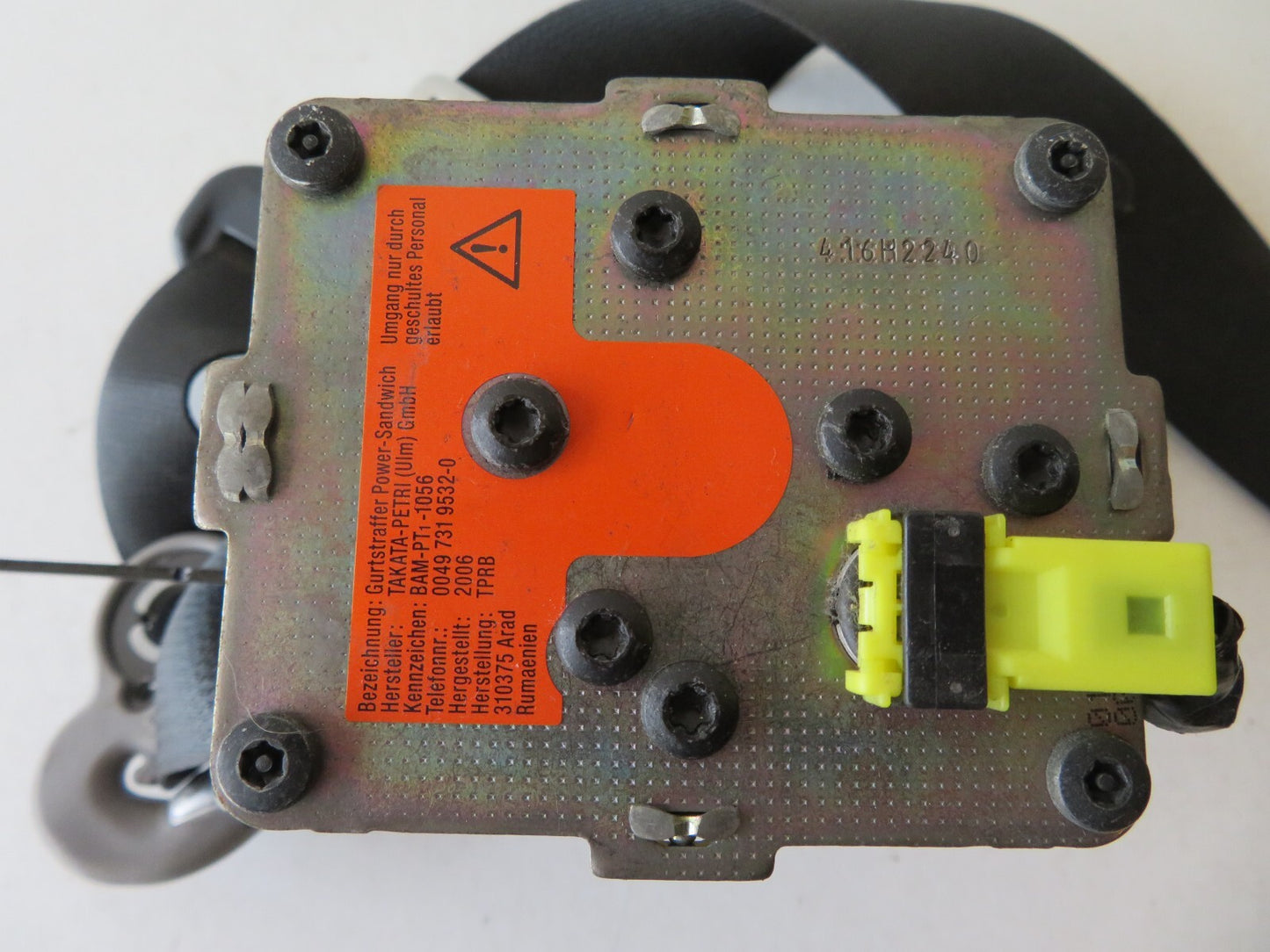 TOYOTA YARIS MK2 NSF PASSENGER SEAT BELT 3DR 73220-0D160 2006-2011 AMS1159