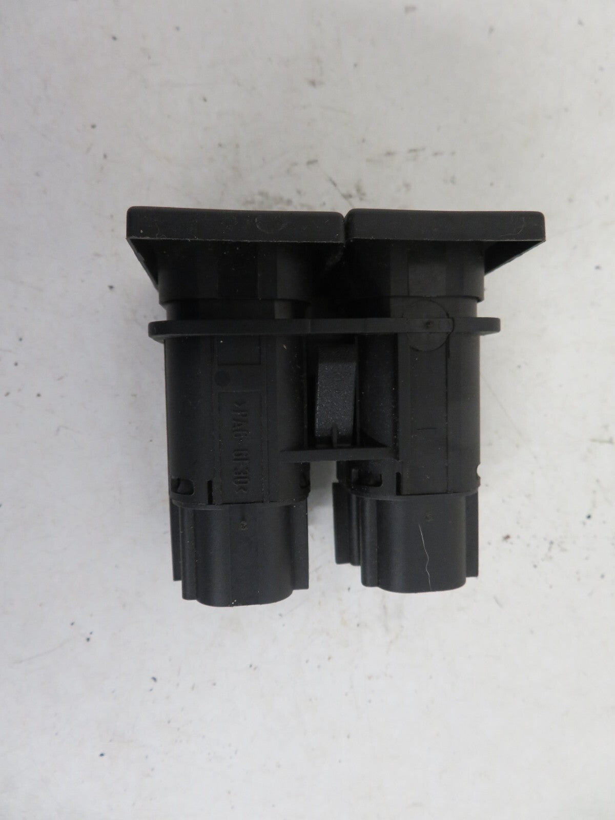 FORD MONDEO MK3 WINDOW DEMIST SWITCHES 2000-2006 1639-8