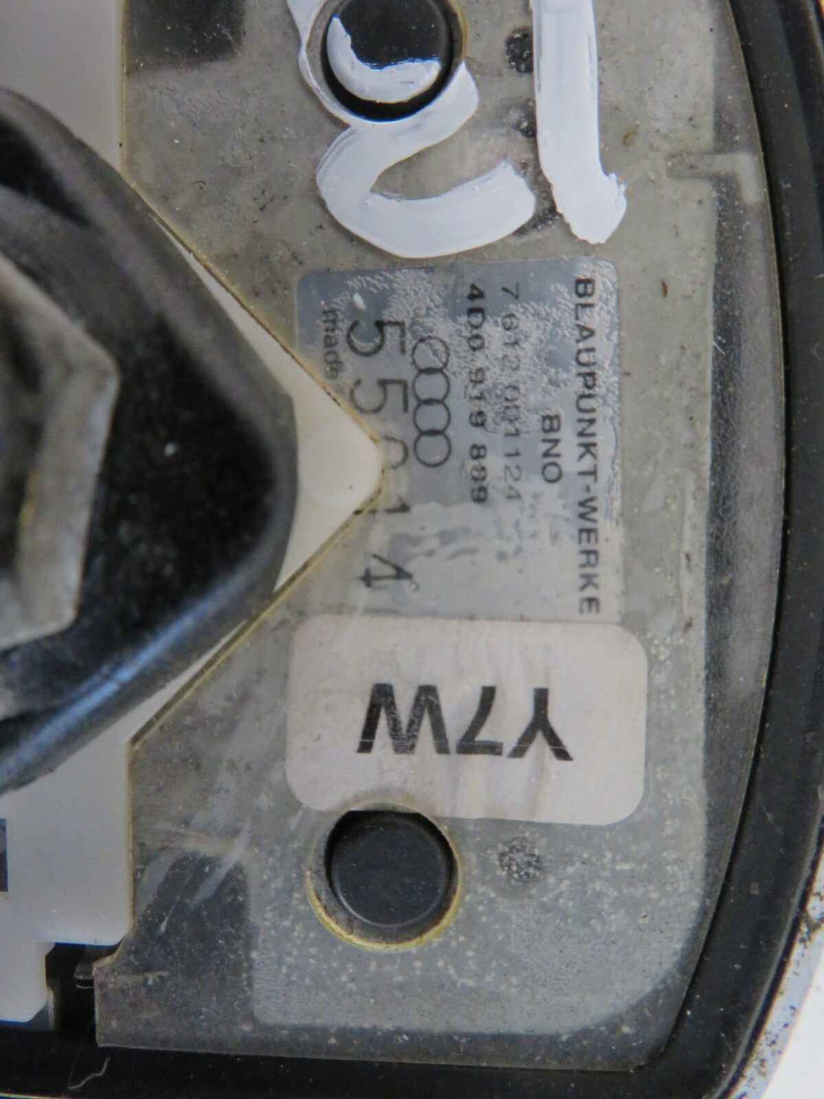 AUDI A8 D2 GPS AERIAL ANTENNA 4D0919889 1998-2002 A1636-13