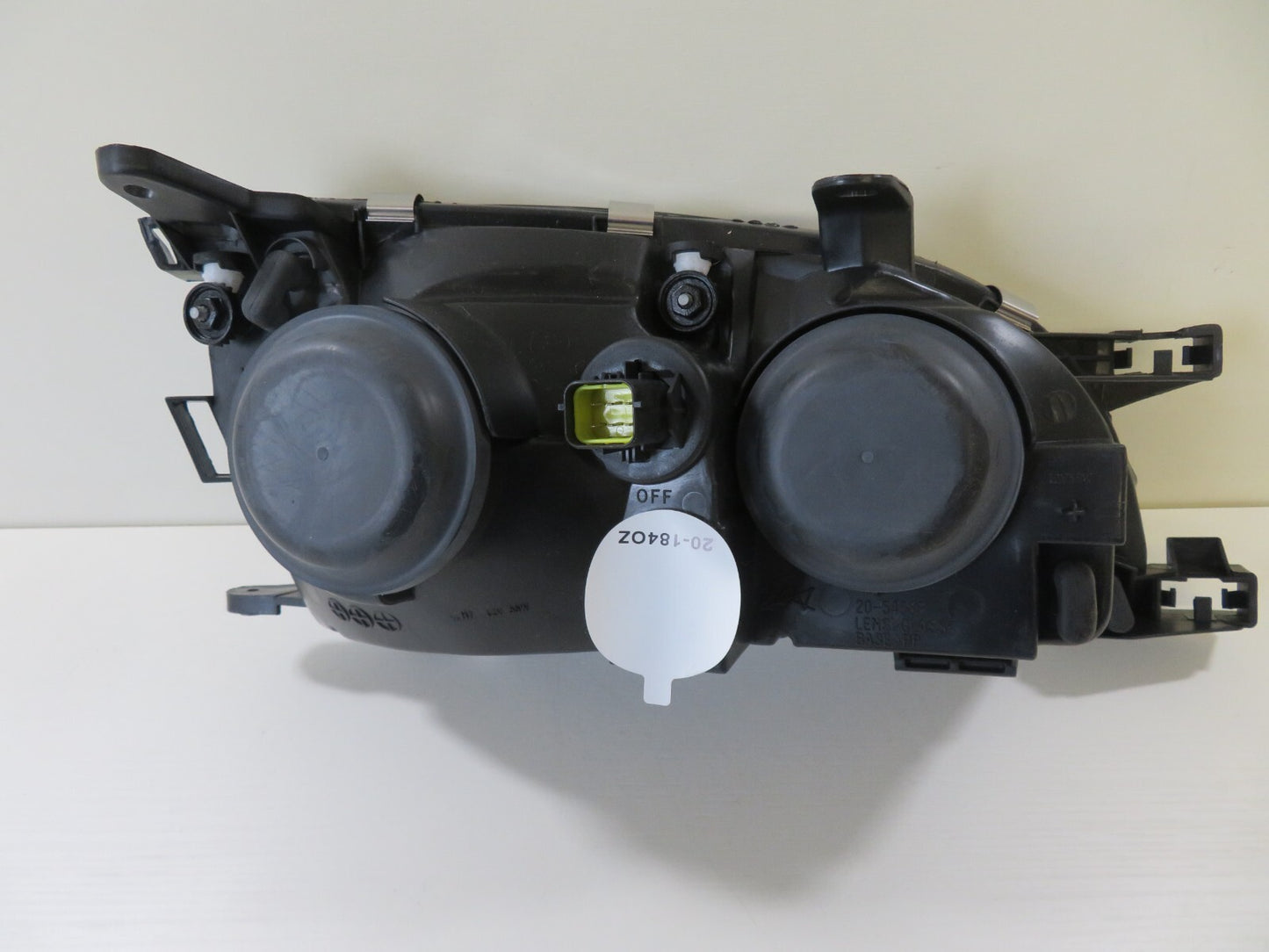 NS PASSENGER LH HEADLIGHT TYC 20-5458-08-2B FOR TOYOTA AVENSIS 1997-2000 #RMS