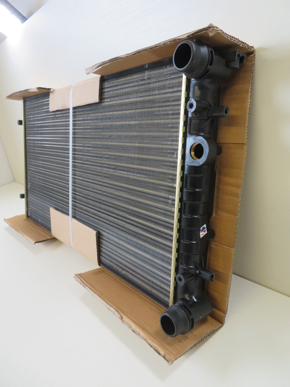 ENGINE COOLING RADIATOR FOR VW BEETLE VWA2174 1999-2004