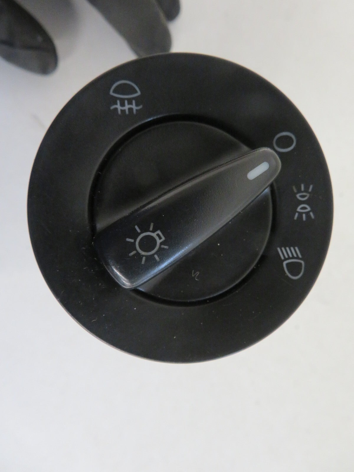 VOLKSWAGEN VW GOLF HEADLIGHT SWITCHES 1C0941531 VWMIX1642-14