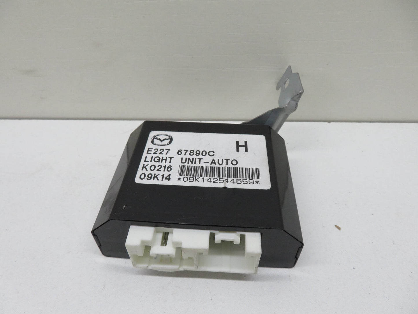 MAZDA CX7 HEADLIGHT CONTROL MODULE E22767890C 2008-2012 1629-7