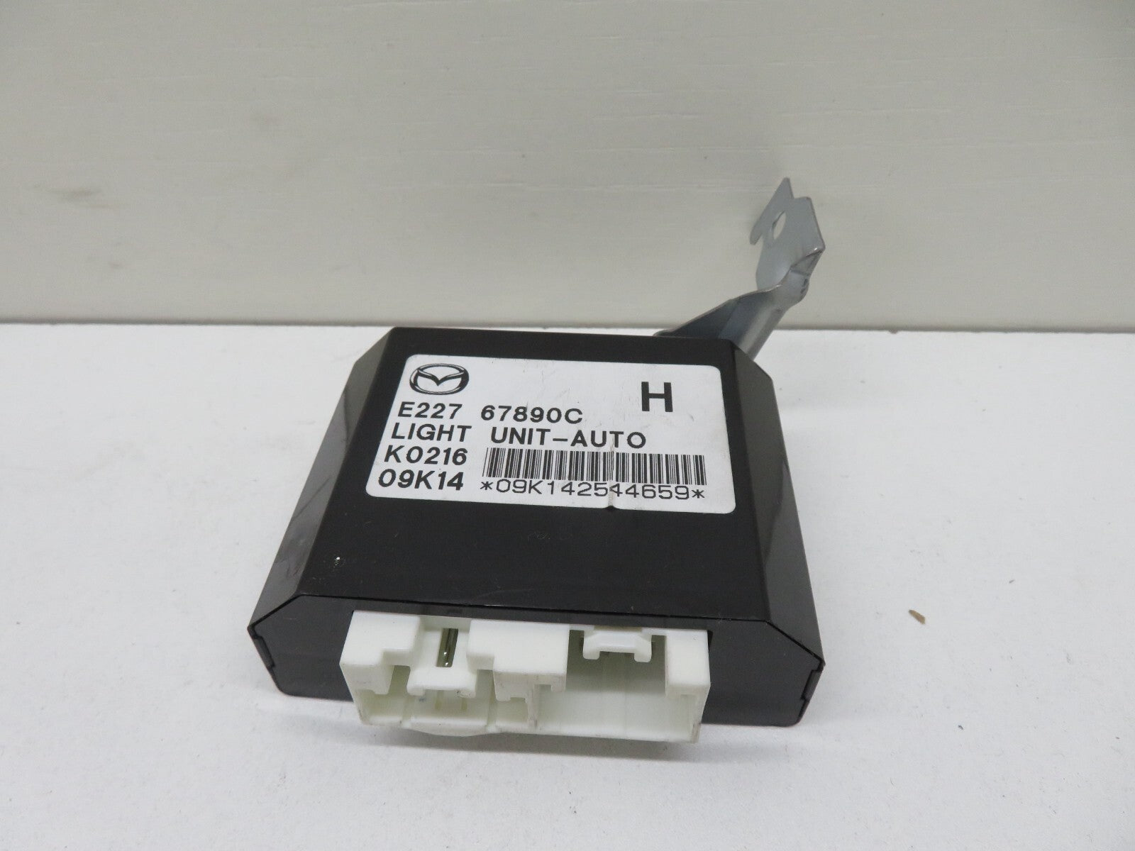 MAZDA CX7 HEADLIGHT CONTROL MODULE E22767890C 2008-2012 1629-7
