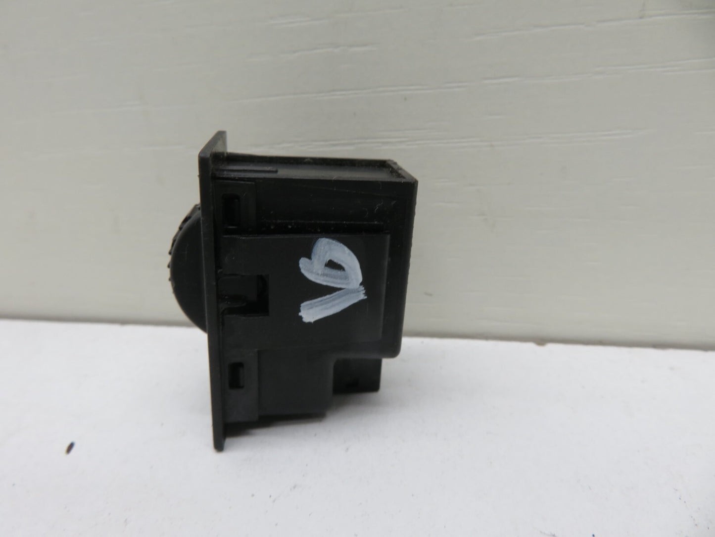 CITROEN C8 DRIVER HEATED SEAT SWITCH 9644592177 2006-2010 1728-10