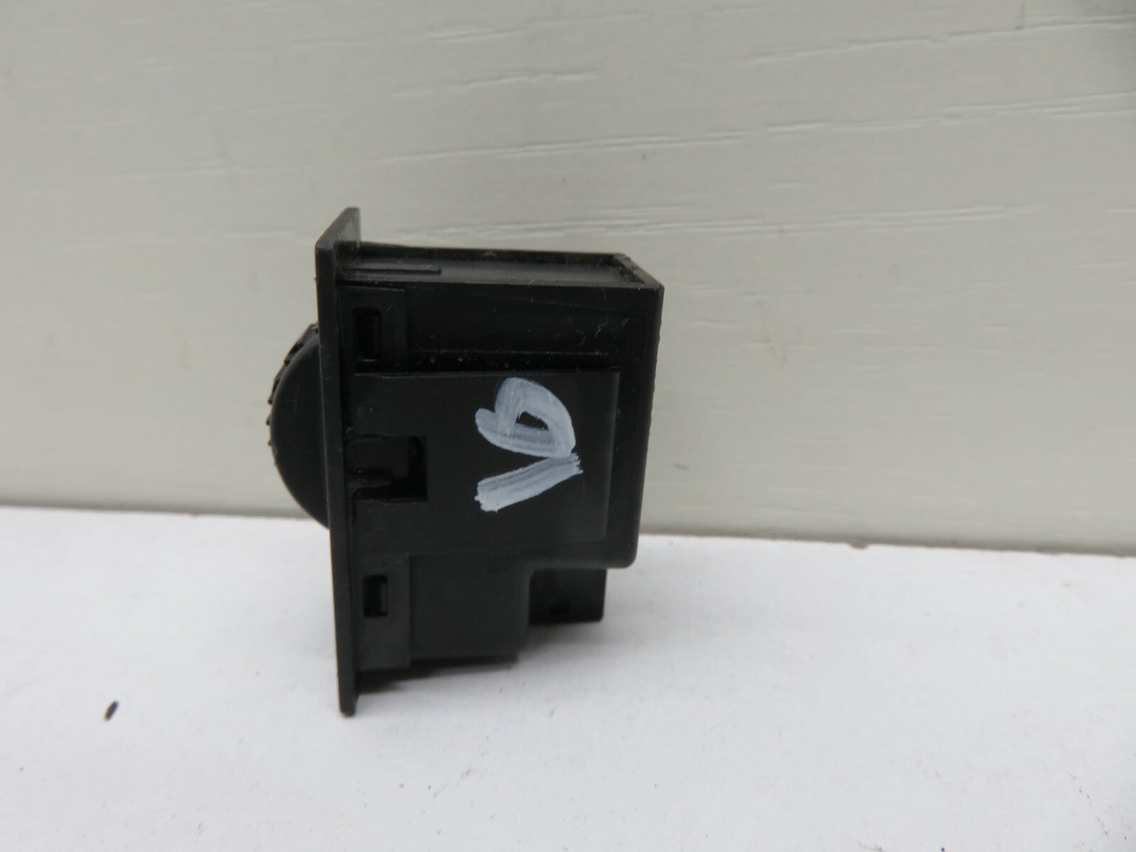 CITROEN C8 DRIVER HEATED SEAT SWITCH 9644592177 2006-2010 1728-10