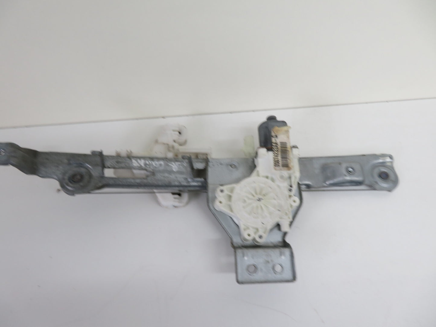 DODGE CALIBER NSR LEFT REAR WINDOW REGULATOR 05074233AA-D 2007-2012