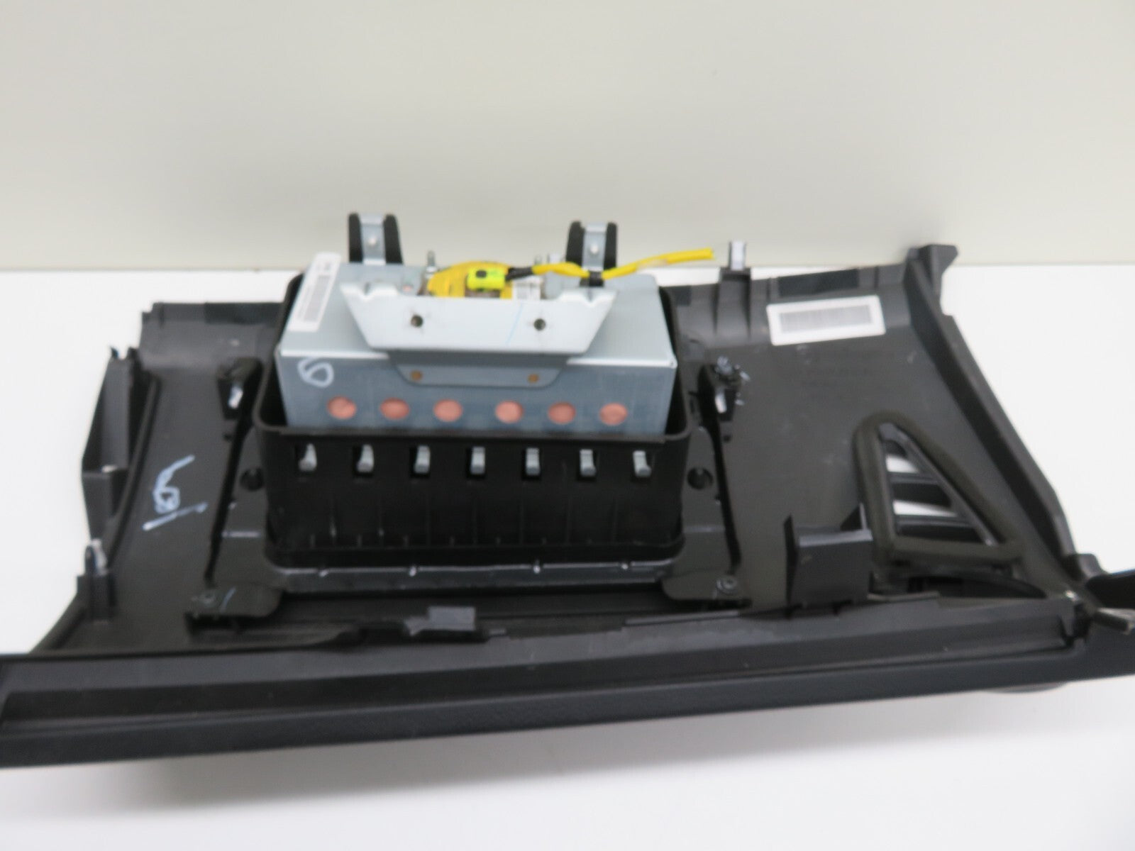 MAZDA CX7 NS PASSENGER AIR DASH TRIM EH62H21 2009-2012 1617-6