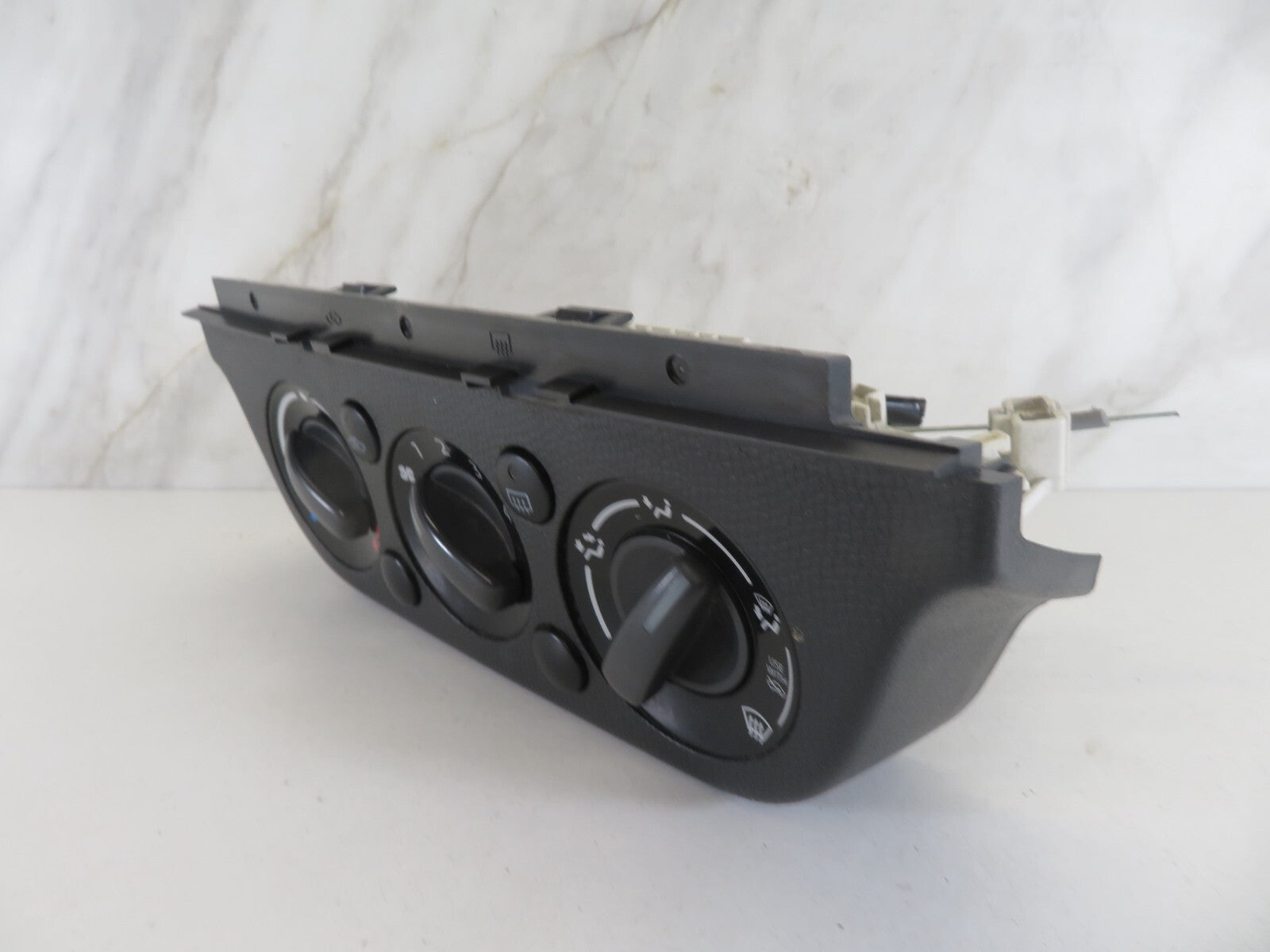 SUZUKI SWIFT HEATER CLIMATE CONTROLS 2005-2010 A1235-5