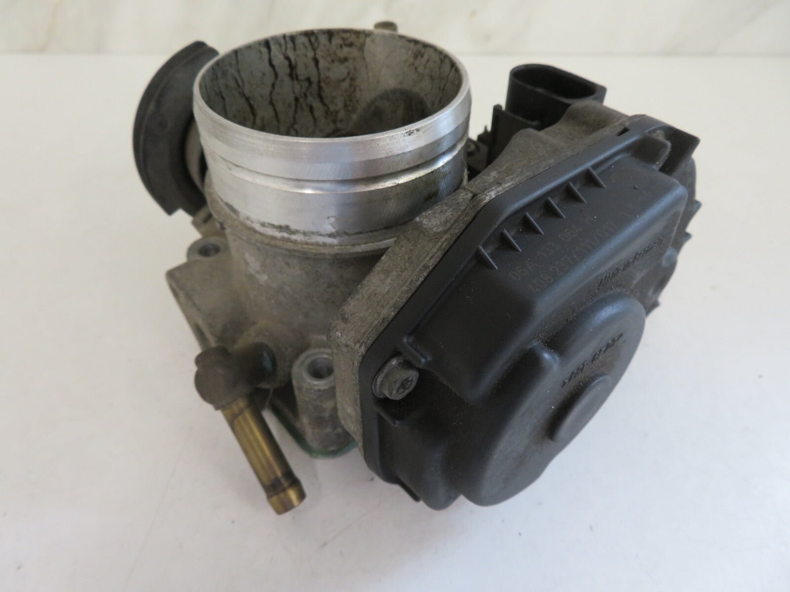VOLKSWAGEN GOLF MK4 2.0 THROTTLE BODY 06A133064H 1998-2004 MIXAM1127-15