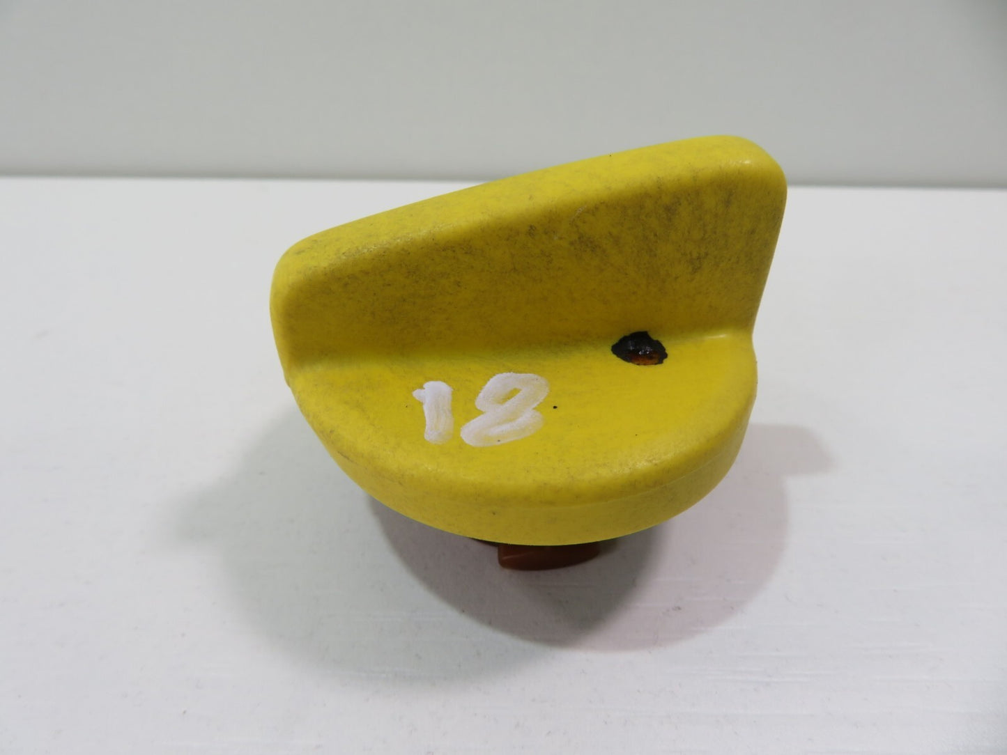 RENAULT SCENIC MK2 1.6 PETROL ENGINE OIL CAP 2006-2009 1439-18