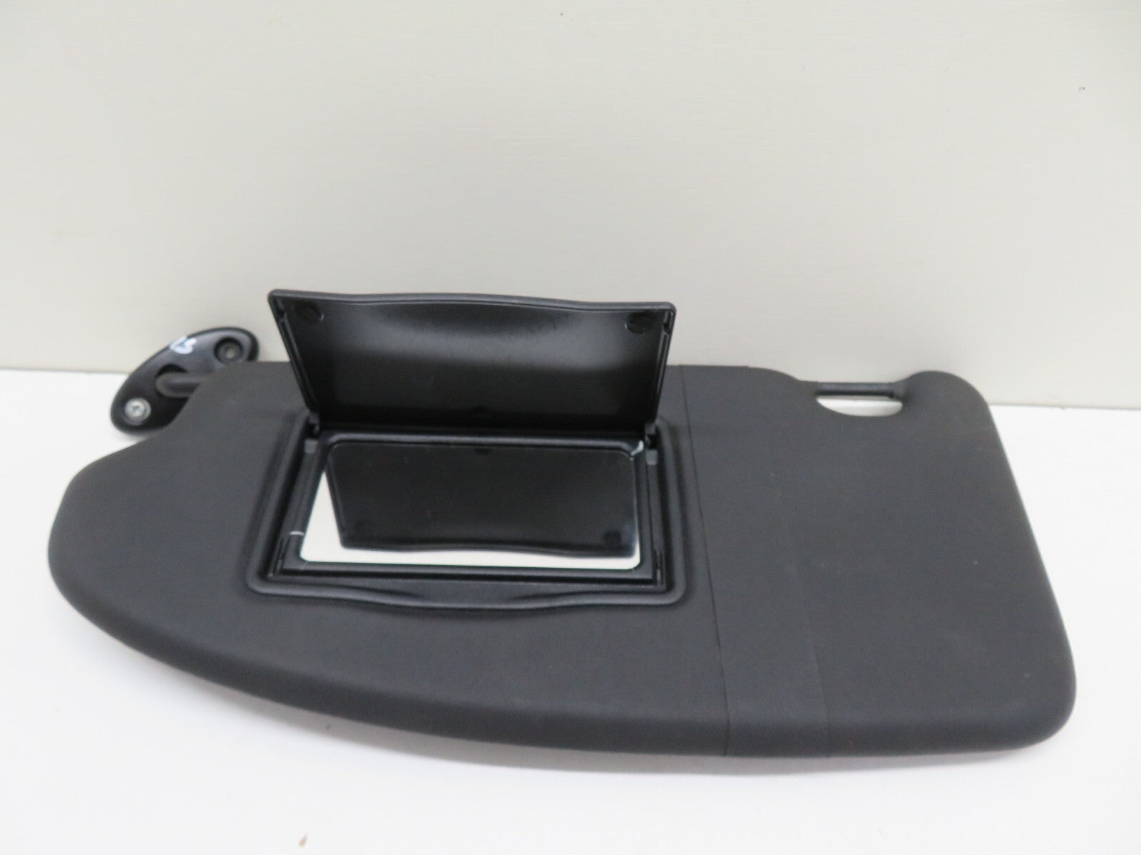 FORD FOCUS ST225 NS PASSENGER SUN VISOR (2005-2010) 1345-14
