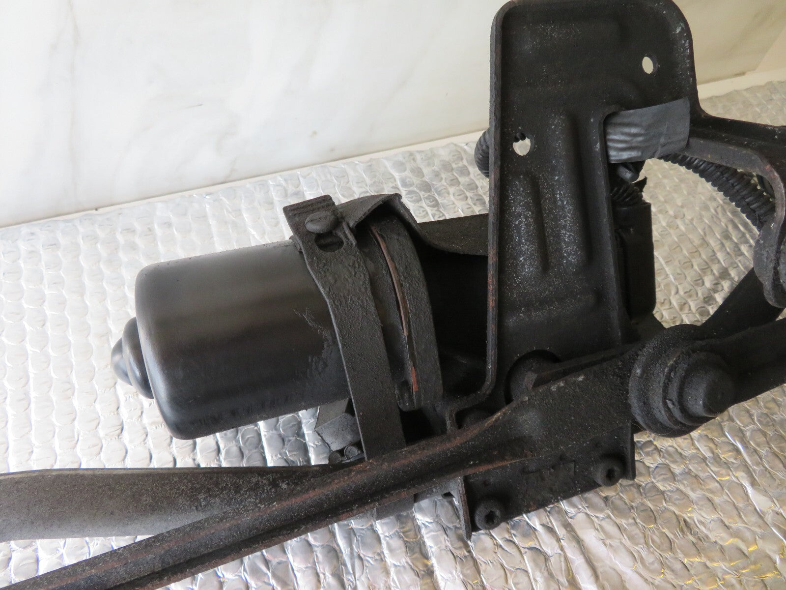 CITROEN RELAY FRONT WIPER MOTOR WITH LINKAGE 1363339080 2007-2011