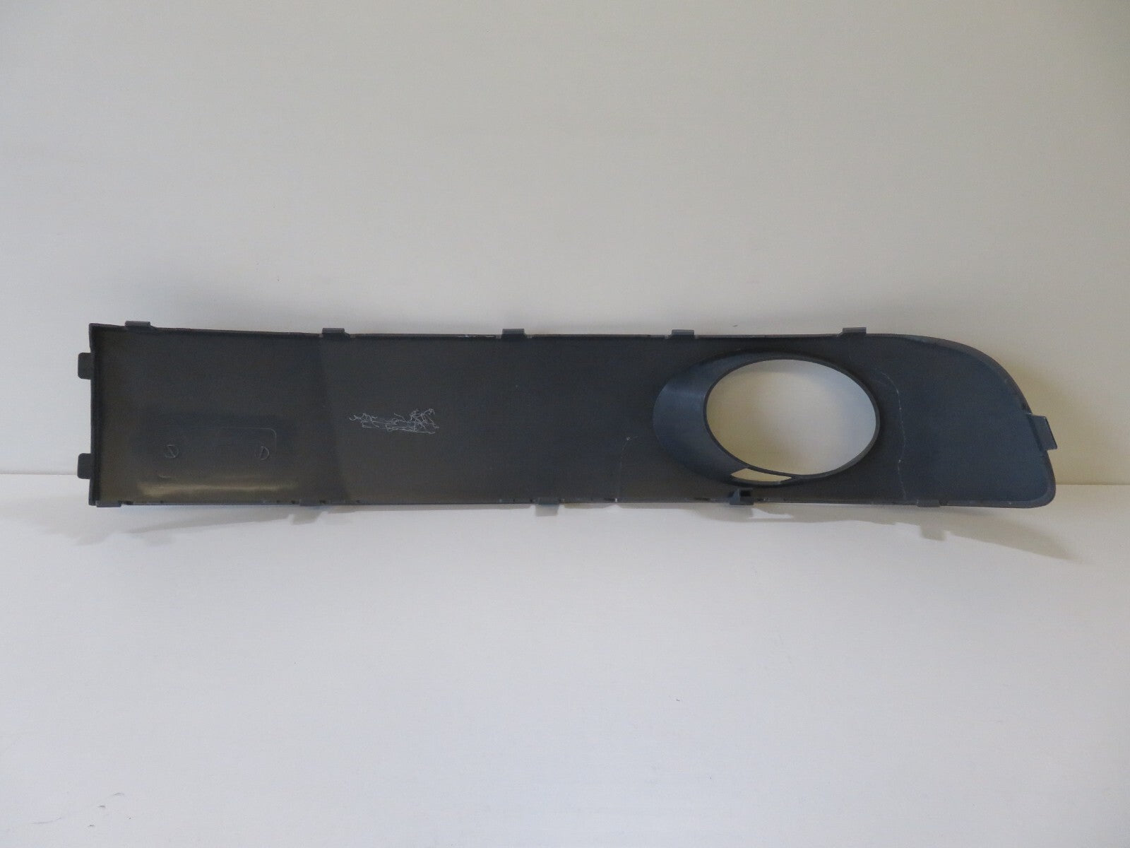 LH PASSENGER NS FRONT BUMPER GRILLE FOG SURROUND FOR VW TRANSPORTER 2003-2015