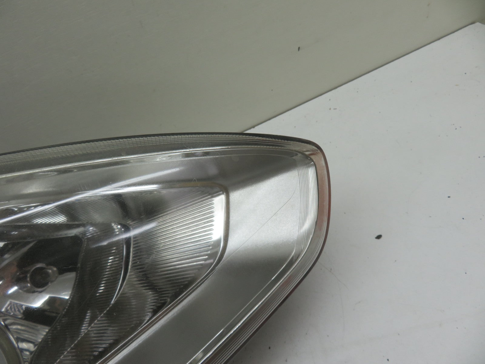 FORD C MAX OS DRIVER HEADLIGHT AM51-13W029-BE (SEE PHOTOS, DAMAGE ) 2010-2015