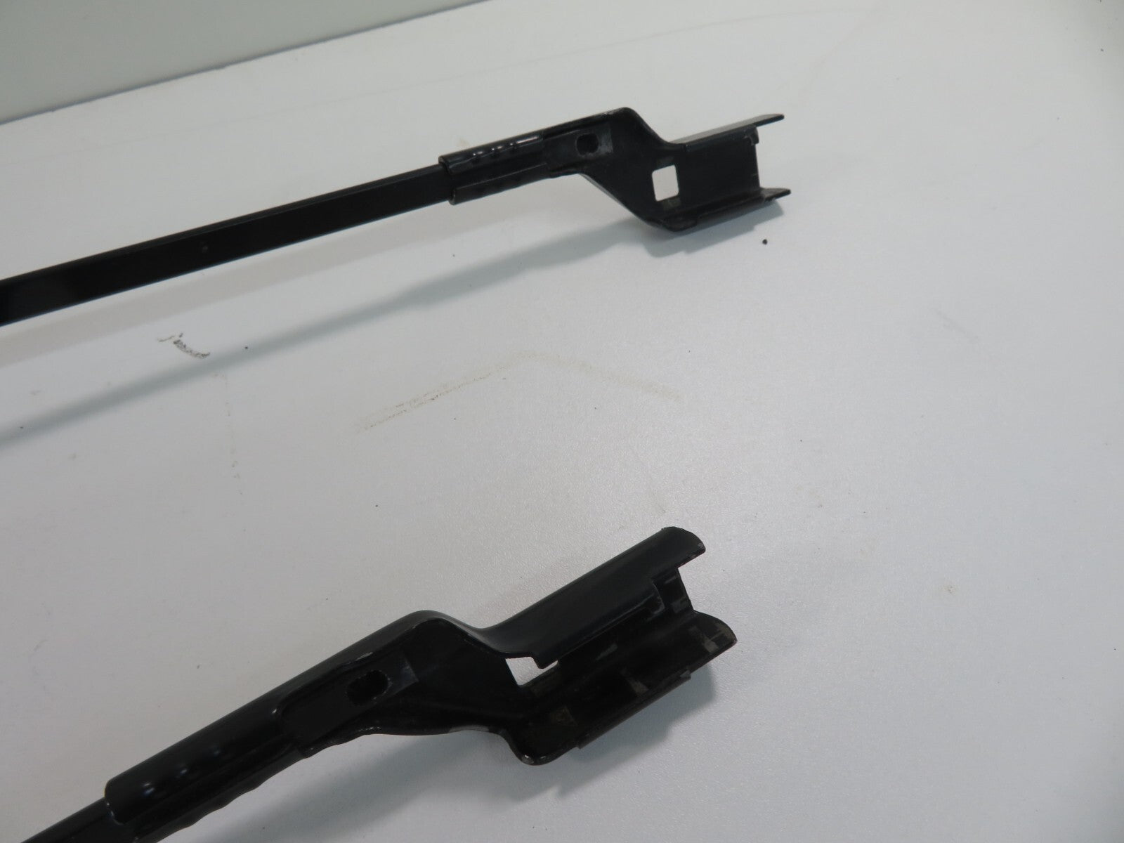 CITROEN BERLINGO MK2 FRONT WIPER ARMS PAIR 2008-2012