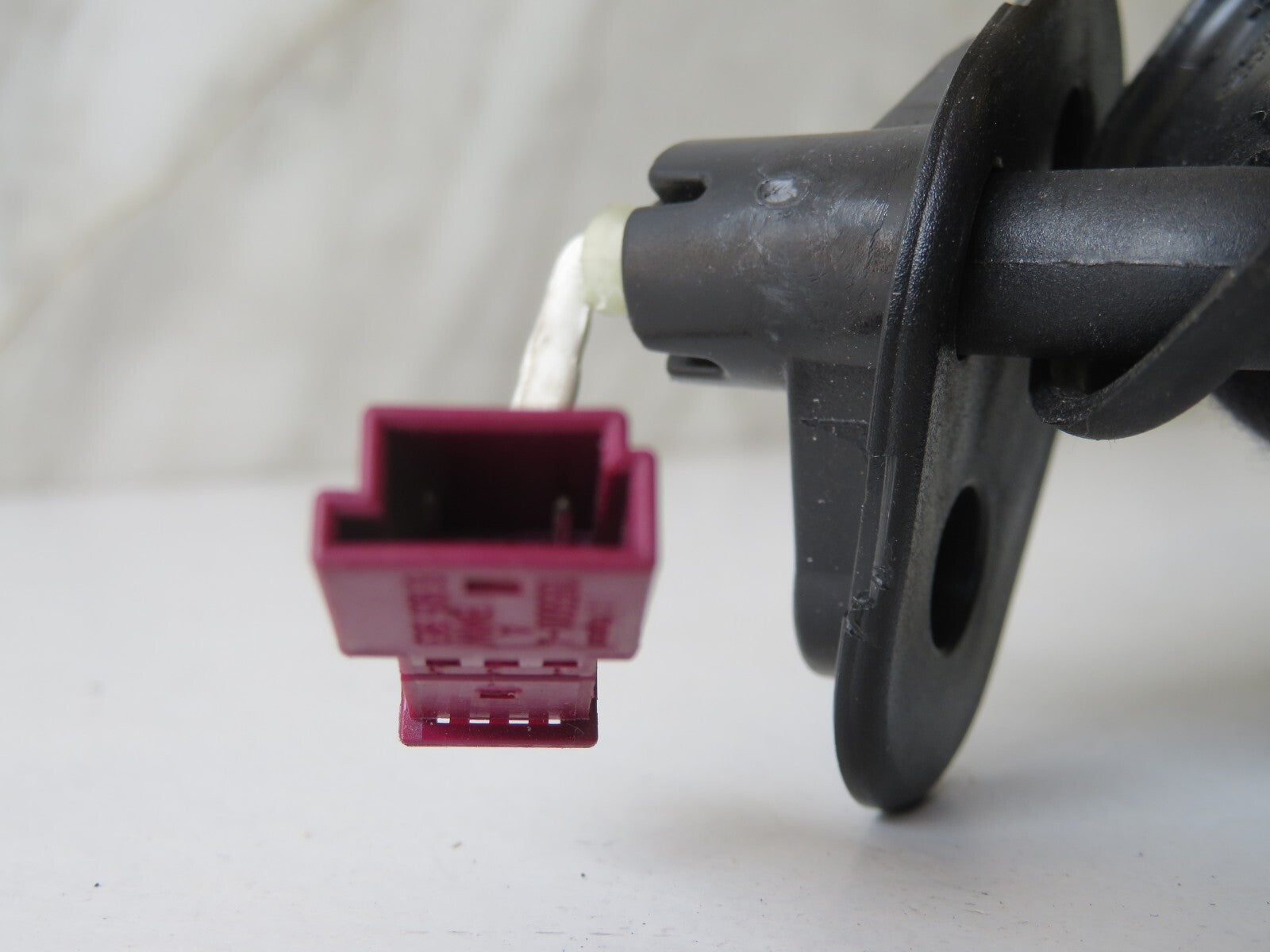 BMW X5 E53 OS DRIVER SUN VISOR 2004-2007 RG04 SA