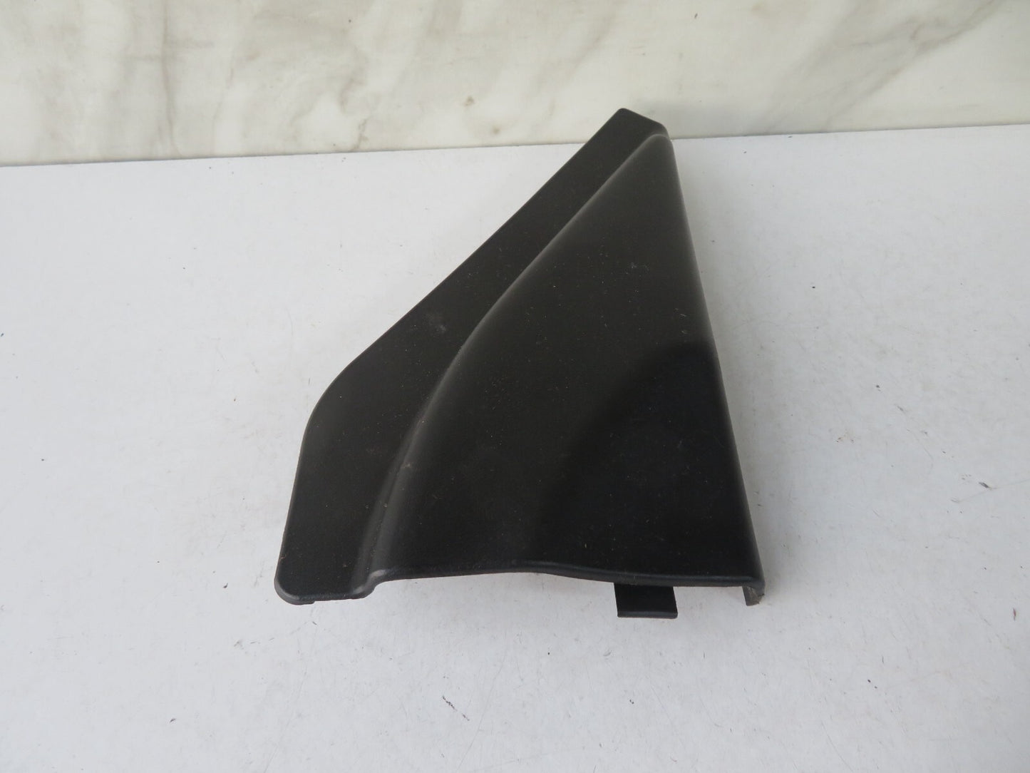 SUZUKI JIMNY OSF INNER QUARTER TRIM 1998-2005 AMS1509-6
