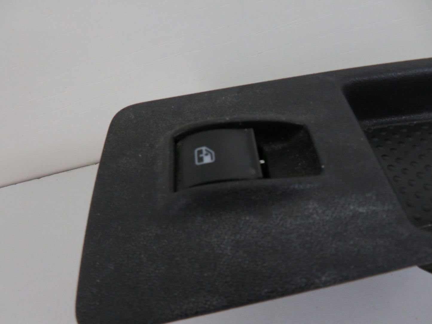 FIAT BRAVO NS PASSENGER DOOR SWITCH 2008-2012 B6-5