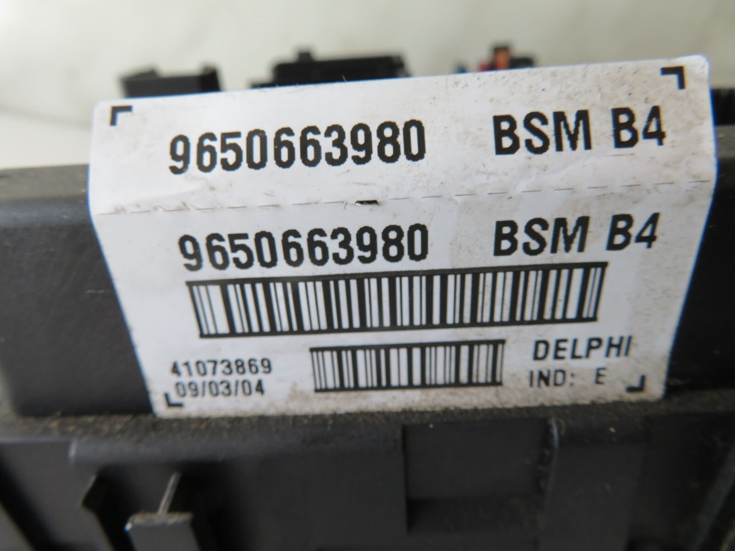 PEUGEOT CITROEN BSM B4 ENGINE BAY FUSE BOX 9650663980 (REFBSM)
